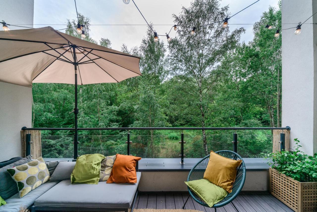 Lumina Apartment With Balcony Overlooking The Park 우치 외부 사진