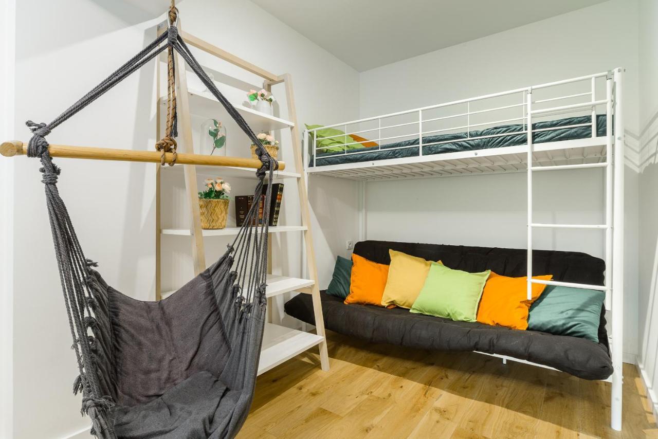 Lumina Apartment With Balcony Overlooking The Park 우치 외부 사진